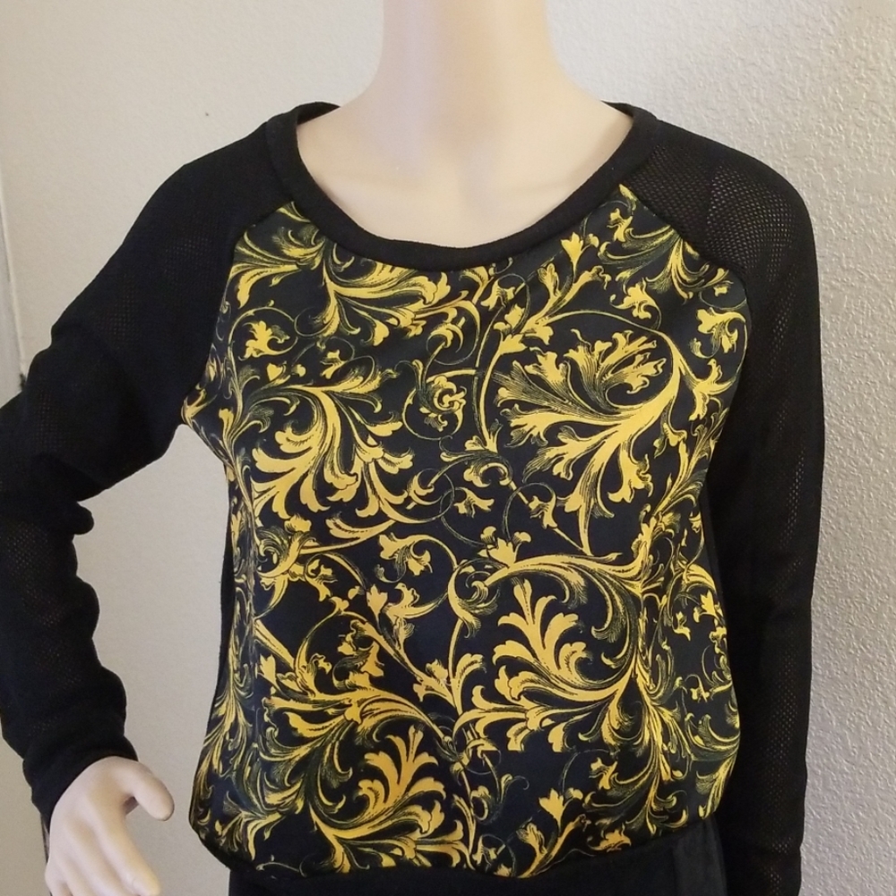 Baroque Sweatshirt with Mesh Sleeves, Medium